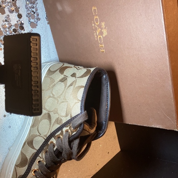 Authentic Coach “Rebecka” high top Athletics - Picture 15 of 16